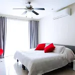 Luxury 2Be/2.5Ba Apartment On 12 Street